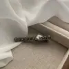 Grampo de Cabelo com Toque de Luxo, Prendedor Bico de Pato Exquisito para Mulheres, Presilha para Franja Lateral, Acessório de Cabelo, Presilha Novo Estilo 2026, Presilha Lateral com Flor de Vidro
