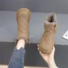 Botas de nieve populares para mujer 2026 nuevo estilo de suela plana, forradas de felpa, engrosadas, zapatos de algodón del noreste, impermeables, antideslizantes, botas cortas cálidas