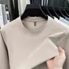 Nova Camiseta Masculina de Manga Longa Outono Tecido Descente Malha Respirável Camiseta Casual Lisa Gola Redonda Camisa Base