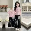2026 Conjunto de Duas Peças Elegante e Único para Meninas: Top Casual de Manga Curta com Cordão de Verão e Calça Longa de Renda com Laço