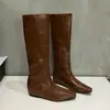 Botas Altas de Estilo Coreano Botas de Moda Británicas 2026 Nuevas para Personas Bajas Punta Cuadrada Alargadoras Adelgazantes Botas de Montar Mujer