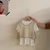 Conjunto de 3 peças para meninas, estilo coreano, regata fashion versátil com detalhes vazados, bermuda simples casual de verão para crianças, moderno