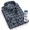 Camisa Masculina Retro Escovada de Algodão 100% Manga Longa para Jovens e Meia-Idade Casual Xadrez de Algodão Tamanho Grande Atacado Transfronteiriço
