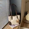 Bolsa de Camurça com Flocagem Feminina 2026 Nova Outono Retrô Gorpcore Bolsa Tote para o Dia a Dia Grande Capacidade Bolsa de Ombro Único tipo Balde
