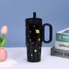 Nueva Taza Térmica de Acero Inoxidable 316 Gran Capacidad para Niñas Taza Fría para Coche Taza con Popote Asa Taza de Hielo Venta al por Mayor
