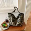Bolsa tote de nicho estilo coreano, grande capacidade, nova moda 2026, transfronteiriça, bolsa de ombro para o dia a dia, bolsa de mão camuflada, bolsa de ombro