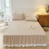 2024 Nueva Falda de Cama Estilo Princesa Pieza Única Colcha Acolchada Engrosada Cubierta Antipolvo Juego de Tres Piezas Cubierta de Falda de Cama con Encaje