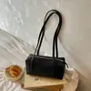 Bolsa de Ombro Versátil Simples Novo Estilo Transfronteiriça Grande Capacidade Bolsa de Braço Design de Nicho Bolsa para o Dia a Dia Bolsa Almofada Feminina