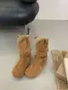 []2026 Novas Botas Internas Retro Empilhadas Outono e Inverno Novo Estilo Botas Sola Grossa Bico Redondo Fivela Botas de Cano Curto Fosco