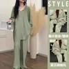 Pijama de Algodón Nube Estilo Ins para Mujer de Primavera y Otoño, Conjunto Suelto de Ropa de Casa de Manga Tres Cuartos con un Diseño de Alta Gama e Incluye una Goma para el Cabello