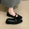 Zapatos Mary Jane Cuadrados Retro Franceses con Lazo de Camelia, Nuevos para Invierno 2025, Adecuados para el Trayecto al Trabajo