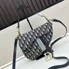 Bolso de Hombro Cruzado para Mujer D Brand, Nuevo y Moderno, Bolso de Hombro, Bolso Silla de Montar, Bolso de Mano Bordado Azul, Bolso de Mano con Estampado Completo