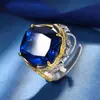 Otoño e invierno nuevo Huabi joyería cobre chapado en oro color simulación tesoro corindón cuadrado grueso 14*16 anillo senior mujer