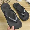 Chinelos Masculinos de Verão Antiderrapantes de Origem Transfronteiriça Sapatos Casuais de Praia Fornecimento Direto da Fábrica Dropshipping