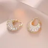 Aretes para Mujer, Aretes de Flor Corazón con Circonita Micro-pavimentada de Cobre, Nueva Moda de Nicho, Diseño Simple, Joyería de Temperamento y Versátil