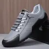 Zapatos de Hombre 2026 Nuevos Mocasines de Moda Trendy Ligeros Suela Suave Transpirables Slip-On Zapatos Casuales