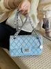 Bolso de cadena retro estilo coreano con patrón de diamantes para mujer, bolso cuadrado pequeño de solapa de alta gama, bolso de hombro y bandolera moderno y versátil