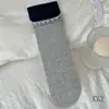 Calcetines de otoño para mujer de algodón puro con volantes de color contrastante sin costuras hasta la mitad de la pantorrilla en diseño de ballet estilo Miu, adecuados para zapatos Birkenstock