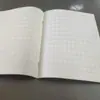 Cuaderno de Tareas 24K con Cuadrícula de Caracteres Chinos para Estudiantes de Primaria para Practicar Pinyin y Caracteres Chinos, Hecho de Papel de Pulpa de Madera, Cuaderno al por Mayor