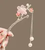 Horquilla de Metal con Borla de Verano 2025 Estilo Chino Nuevo para Mujer Estilo Antiguo Accesorios para Recogidos Accesorios para Banquetes Tocados de Lujo Ligero
