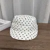 Nuevo Sombrero Ecuestre de Lunares Retro Estilo Coreano de Nicho 2026 para Mujer, Sombrero de Sol Artístico de Otoño que Hace que la Cara se Vea Más Pequeña, Sombrero de Artista Versátil