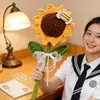 Colorido ramo de girasoles gigante de mano, girasoles tejidos a mano, regalo creativo para maestros durante la temporada de regreso a clases