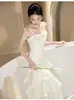 Vestido de Noche sin Tirantes para Mujer 2026 Nuevo Estilo Elegante Ajustado Vestido de Compromiso Se Puede Usar Casualmente Color Champaña Vestido de Volantes