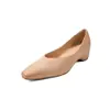 Sapatos Femininos de Couro Bovino de Primeira Camada, Boca Rasa, Salto Baixo, Novo Modelo de Primavera, Couro Genuíno por Dentro e por Fora, Bico Quadrado, Cor Sólida, Salto Médio, Sapatos Baixos
