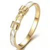 Pulsera de Acero de Titanio con Nácar Blanco y Diamantes, Lujo Ligero y Sensación de Alta Gama, Estilo Europeo y Americano, No se Desvanece, Pulsera de Acero Inoxidable 304 al por Mayor