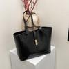 Bolsa de Mão Vintage Texturizada para o Dia a Dia 2025 Moda Casual Ombro Axila Bolsa de Mão Tote Grande Capacidade para Trabalho