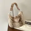 Elegante Bolsa de Tote de Felpa Xiaomi de Gran Capacidad y Alto Valor para Mujer 2026 Otoño Nuevo Bolso Retro de Hombro Único Bolso para Viajes