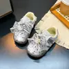 Zapatos Forrest Gump para Niñas 2026 Otoño/Invierno Nuevos Elegantes Chic Casuales Decoración de Moño Suela Suave Forro de Lana Zapatos de Entrenamiento Alemanes