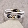 Pulseiras de Couro com Contas Simples de Venda Quente Atacado Europeias e Americanas, Pulseiras Personalizadas e Versáteis com Pregos X para Homens e Mulheres, Pulseiras de Couro Modernas