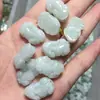 Venta Directa de Fábrica de Superficie de Anillo Pixiu de Jadeíta Grado A, Colgante Pequeño de Pixiu de Jadeíta Hielo Birmano al por Mayor
