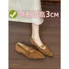 Sapatilhas de Ballet Retro com Uma Tira Aumentadoras de Altura Interna Textura Leve Sapatos Mary Janes Femininos Bico Fino Francês Estilo Fino de Verão