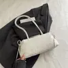 Bolso de mujer de moda 2026 primavera/verano nuevo bolso de hombro para ir al trabajo, moderno, simple, diseño de nicho