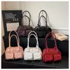 Bolsos de Moda de Este Año 2026 Nueva Moda para Mujer Verano Versátil Bolso de Mano Cuadrado Pequeño Estilo Coreano Bolso de Hombro de Celebridad de Internet