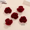 Moda coreana popular flor de terciopelo tridimensional color vino tinto pendiente colgante de terciopelo negro con temperamento retro material