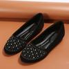 Zapatos Planos de Estilo Coreano Transfronterizos de Talla Grande con Suela Plana, Zapatos Planos Poco Profundos con Pedrería para Mujer, Zapatos de Trabajo Redondos para Exportación, Zapatos Color Nude