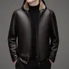 Jaqueta de Couro Masculina Haining com Forro de Pelo Outono Inverno 2026 Jaqueta de Couro Espessa Casual com Mais Veludo Roupa de Exterior para Meia-Idade Estilo Pai