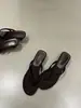 Chanclas retro estilo francés para mujer, sandalias de cuña de punta redonda y punta abierta, nuevo modelo 2026, tacones altos sencillos y elegantes