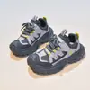Zapatos Deportivos para Niños 2026 Primavera/Otoño Nuevos Zapatos para Niños Niños Medianos y Grandes Zapatos de Papá Zapatos Individuales para Niñas Zapatos de Malla para Correr para Niños