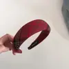 Faixa de Cabelo Esponjosa de Lã Xadrez Retrô para Outono e Inverno, Fashion e Versátil, Faixa de Cabelo Alta, Para Rosto Pequeno e Grampo Elegante