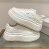 2025 primavera pequenos sapatos brancos novo estilo coreano ins estudantes do sexo feminino sola grossa altura-aumentando esportes board shoes casual rua raquete HB609