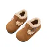 Zapatos Birkenstock para niña, nueva colección otoño/invierno 2025, forrados de felpa, zapatos sin cordones para niños y bebés, forrados de algodón para niños, antideslizantes, zapatos pequeños de cuero, estilo moderno