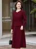 Elegante y juvenil vestido para madres, adecuado para otoño e invierno, diseñado para mujeres de mediana edad y mayores, perfecto para ocasiones de primavera y otoño, e ideal para suegras para llevar a bodas y banquetes