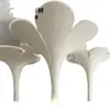 Columnas cuadradas de superficie rugosa GRG, columnas texturizadas de sala de exposiciones estilo wabi-sabi, pilares de yeso cóncavo-convexo de forma irregular, ingeniería personalizada