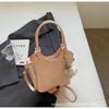 Cross-border High-end Sense Bag Mulheres Primavera e Verão 2025 Nova Moda Nicho Ombro Crossbody Bag Mulheres Portátil Bucket Bag