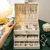 Caja de Joyería Grande de Tres Niveles de Gama Alta Caja de Almacenamiento de Escritorio para Anillos, Collares, Pendientes y Joyería con Compartimentos Divididos
