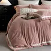 Juego de ropa de cama de invierno súper suave, con una colección de cuatro piezas de terciopelo de leche, nuevo estilo 2025, con funda de edredón de felpa engrosada, sábana plana y sábana bajera